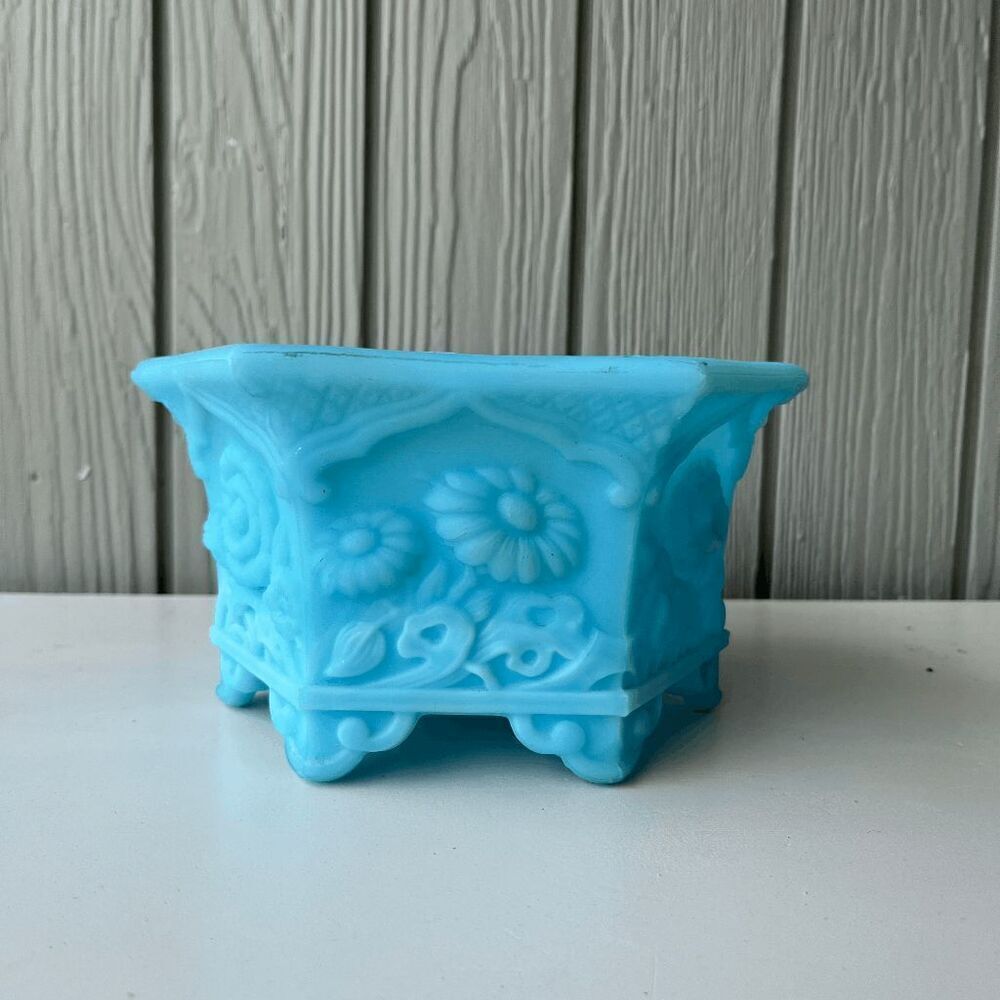 Vtg Fenton Blue Satin Glass Footed Planter – Floral Hexagon – 44 oz